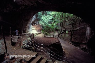 Interior de las Cuevas de Zugarramurdi. Navarra. España.© Javier Prieto Gallego;