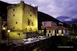 Torre del Infantado. Siglo XV. Potes. Liébana. Cantabria. España ©Javier Prieto Gallego