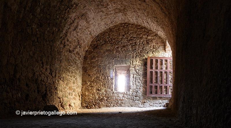Interior del Castillo. Siglos X-XV. Poza de la Sal. Burgos. Castilla y León. España © Javier Prieto Gallego