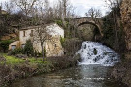Molino y cascada junto al río Moradillo en Sedano. Burgos. Castilla y León. España. © Javier Prieto Gallego