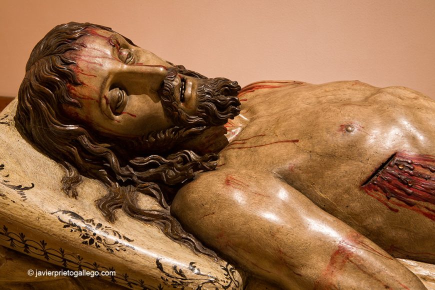 				Cristo yacente. de Gregorio Fernández. Museo. Monasterio de San Joaquín y Santa Ana. Valladolid. Castilla y León. España. © Javier Prieto Gallego		