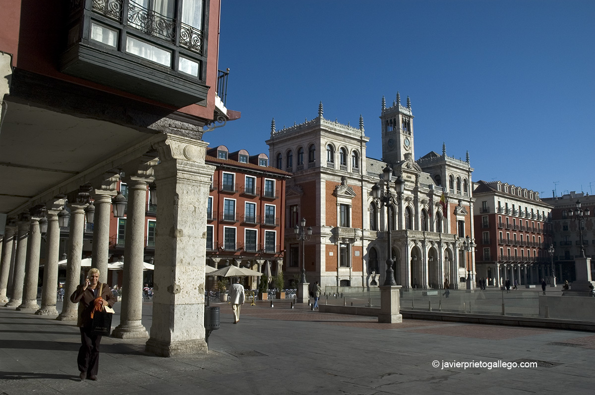 Plaza Mayor y Ayuntamiento de Valladolid. Castilla y León. España. © Javier Prieto Gallego