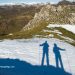 Siluetas sobre nieve en Peña Tremaya. Al fondo Areños. Montaña Palentina. Palencia. Castilla y León. España © Javier Prieto Gallego;